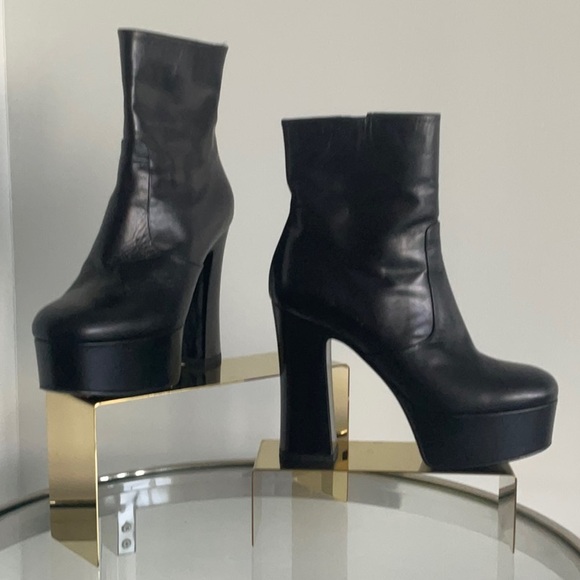 SAINT LAURENT Elegant Black Platform Ankle Boots sz 37.5 It - Picture 1 of 9